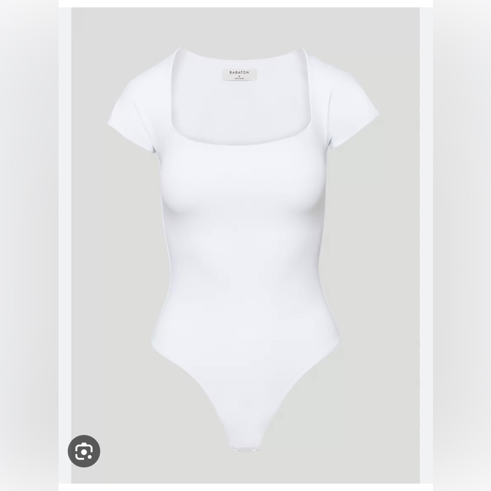 NWT Aritzia Babaton Contour Straight Neck Bodysuit - Color White - Size S